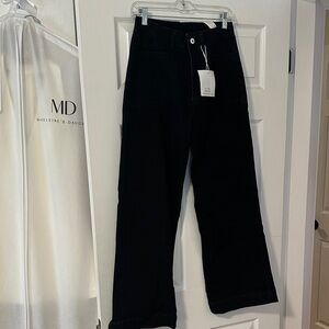 Black Wide-Leg Jeans